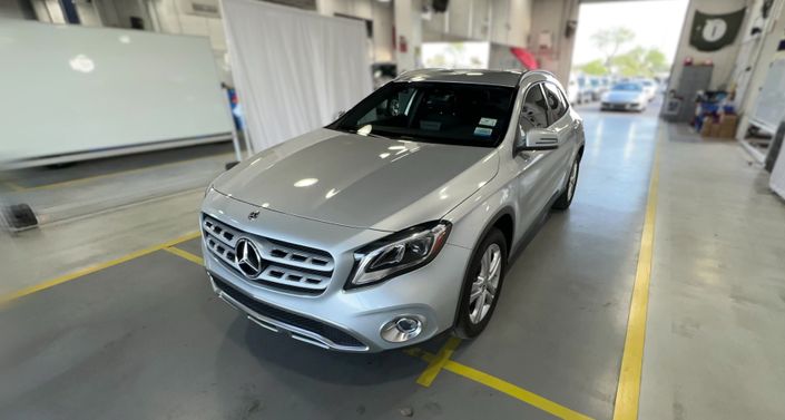 Thumbnail: 2020 Mercedes-Benz GLA - 1