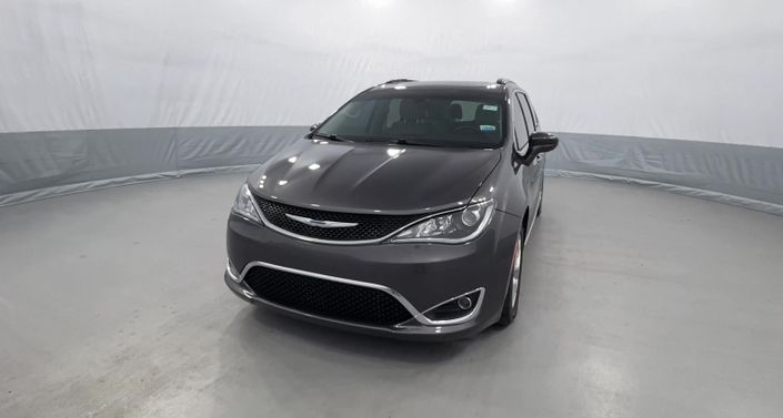 Thumbnail: 2018 Chrysler Pacifica - 1
