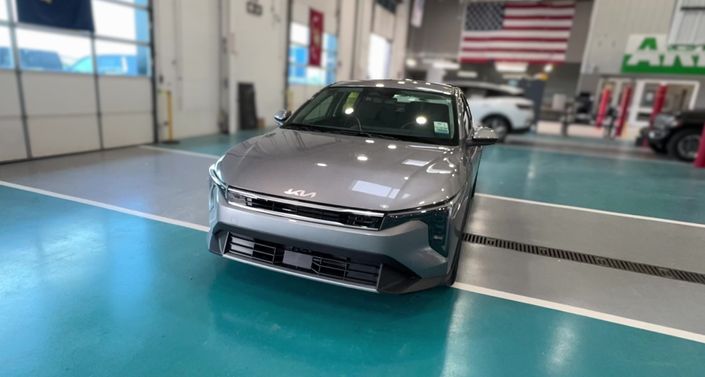 Thumbnail: 2025 Kia K4 - 1