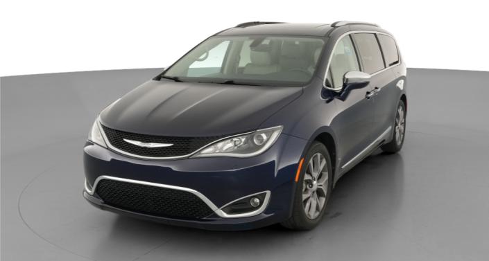 Thumbnail: 2017 Chrysler Pacifica - 1