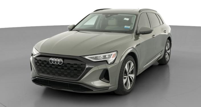 Thumbnail: 2024 Audi Q8 e-tron - 1