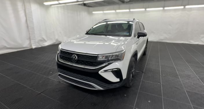 Thumbnail: 2023 Volkswagen Taos - 1