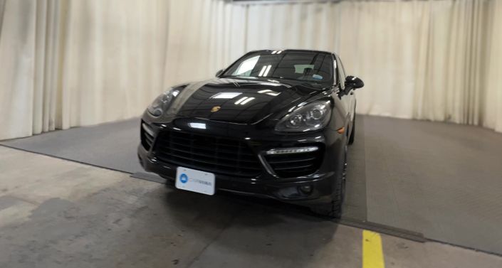 Thumbnail: 2013 Porsche Cayenne - 1