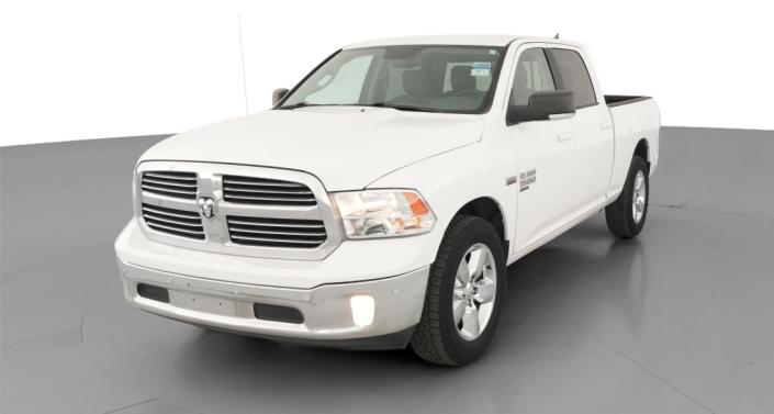 Thumbnail: 2019 RAM 1500 Classic - 1