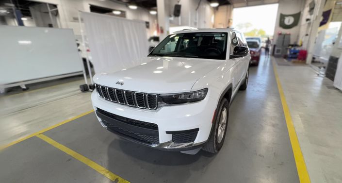 Thumbnail: 2023 Jeep Grand Cherokee L - 1