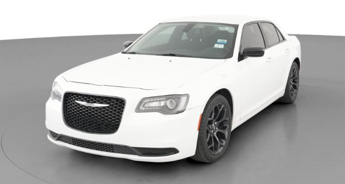 Thumbnail: 2019 Chrysler 300 - 1