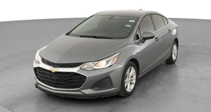 Thumbnail: 2019 Chevrolet Cruze - 1