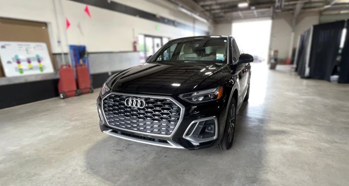 Thumbnail: 2022 Audi Q5 - 1