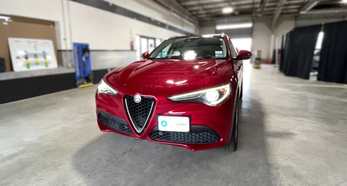 Thumbnail: 2018 Alfa Romeo Stelvio - 1