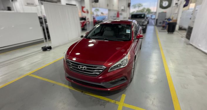 Thumbnail: 2015 Hyundai Sonata - 1