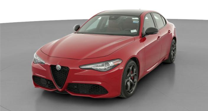 Thumbnail: 2019 Alfa Romeo Giulia - 1