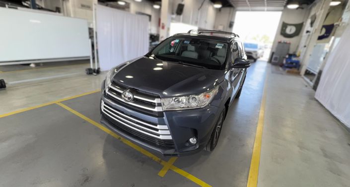 Thumbnail: 2019 Toyota Highlander - 1