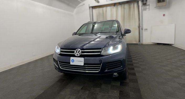 Thumbnail: 2012 Volkswagen Touareg - 1