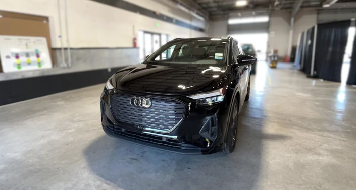 Thumbnail: 2024 Audi Q4 e-tron - 1