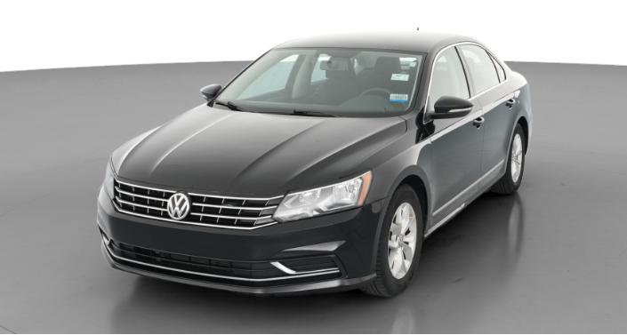 Thumbnail: 2016 Volkswagen Passat - 1