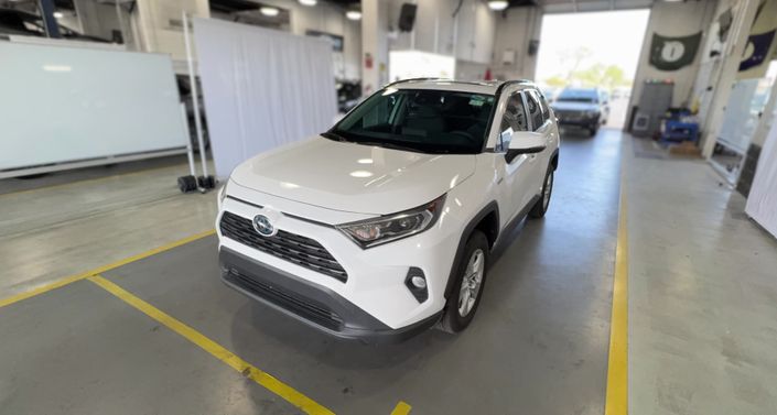 Thumbnail: 2021 Toyota RAV4 - 1