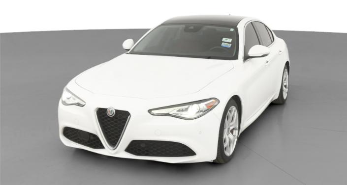 Thumbnail: 2021 Alfa Romeo Giulia - 1