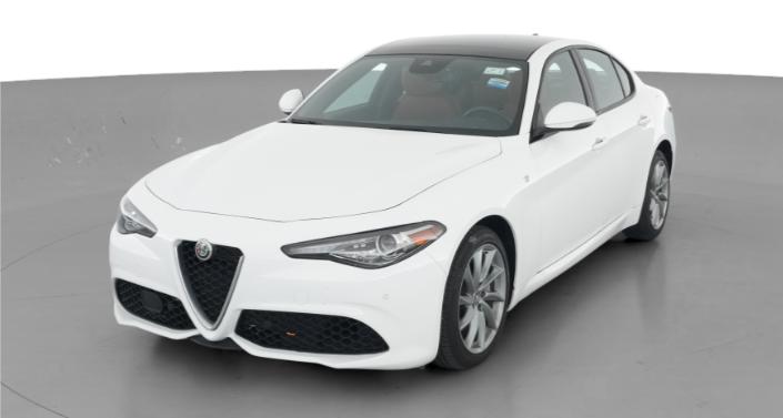 Thumbnail: 2022 Alfa Romeo Giulia - 1