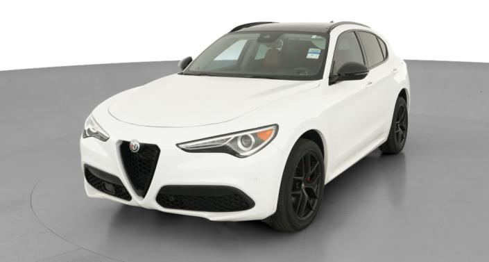 Thumbnail: 2021 Alfa Romeo Stelvio - 1
