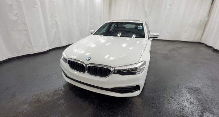 Thumbnail: 2017 BMW 5 Series - 1