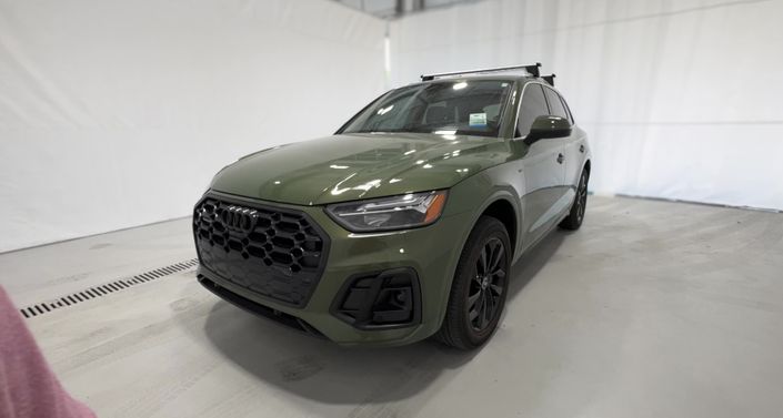 Thumbnail: 2022 Audi Q5 - 1