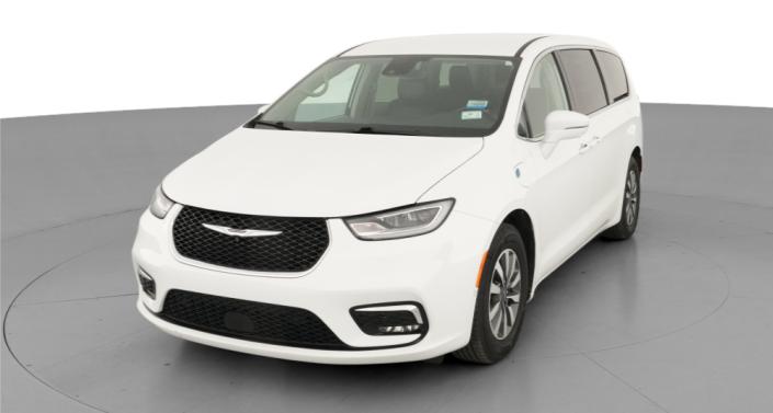 Thumbnail: 2022 Chrysler Pacifica - 1