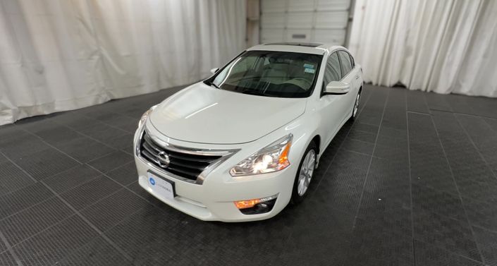 Thumbnail: 2015 Nissan Altima - 1