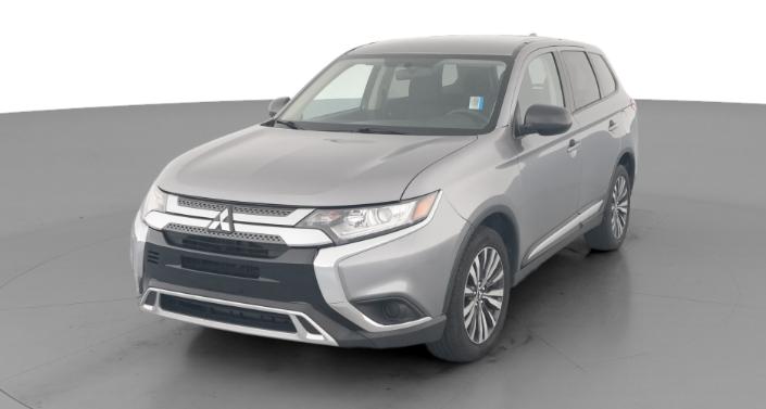 Thumbnail: 2020 Mitsubishi Outlander - 1