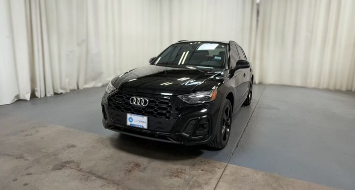 Thumbnail: 2022 Audi Q5 - 1