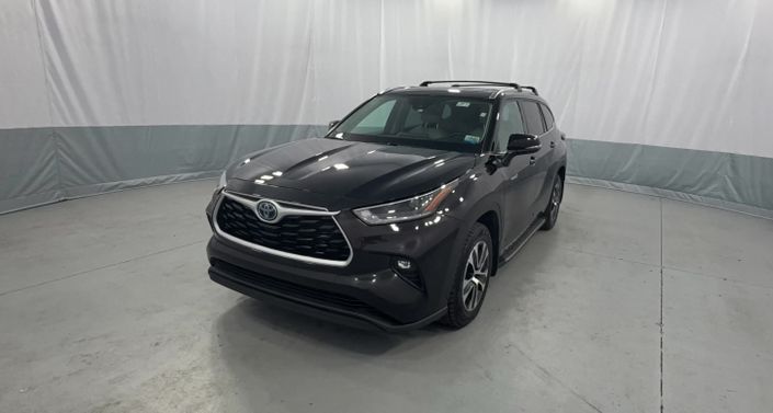 Thumbnail: 2021 Toyota Highlander - 1