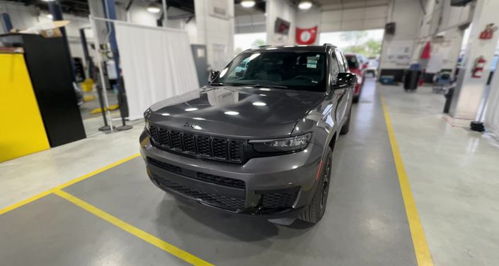 Thumbnail: 2024 Jeep Grand Cherokee L - 1