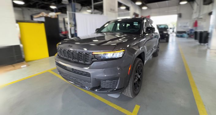 Thumbnail: 2024 Jeep Grand Cherokee L - 1