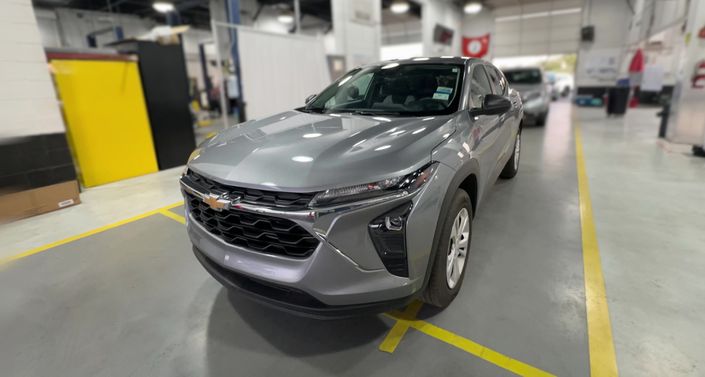 Thumbnail: 2025 Chevrolet Trax - 1