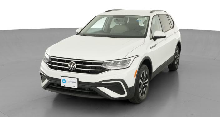 Thumbnail: 2022 Volkswagen Tiguan - 1