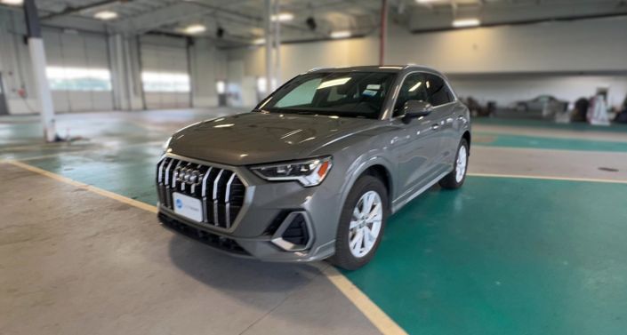 Thumbnail: 2021 Audi Q3 - 1