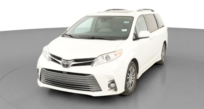 Thumbnail: 2020 Toyota Sienna - 1