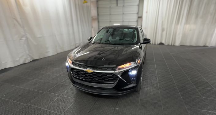 Thumbnail: 2024 Chevrolet Trax - 1