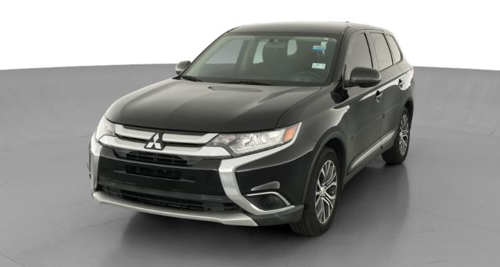 Thumbnail: 2017 Mitsubishi Outlander - 1