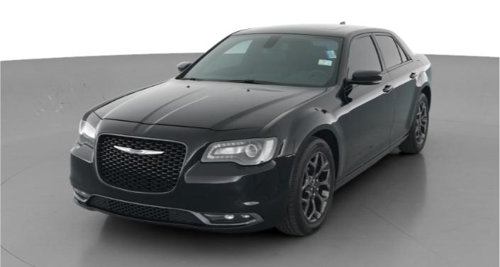Thumbnail: 2017 Chrysler 300 - 1