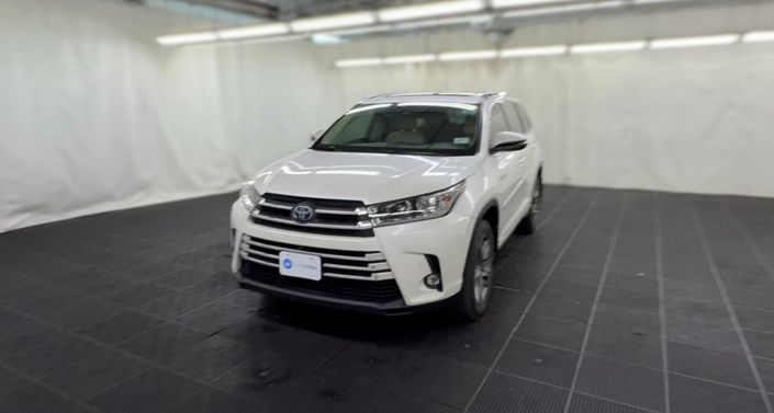 Thumbnail: 2019 Toyota Highlander - 1