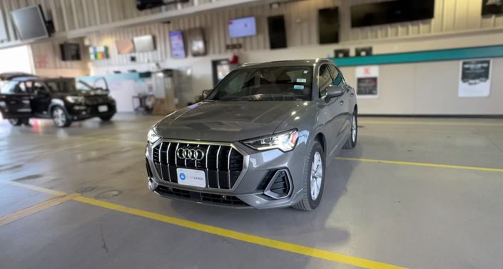 Thumbnail: 2022 Audi Q3 - 1