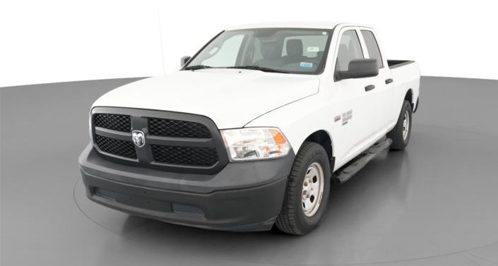 Thumbnail: 2019 RAM 1500 Classic - 1