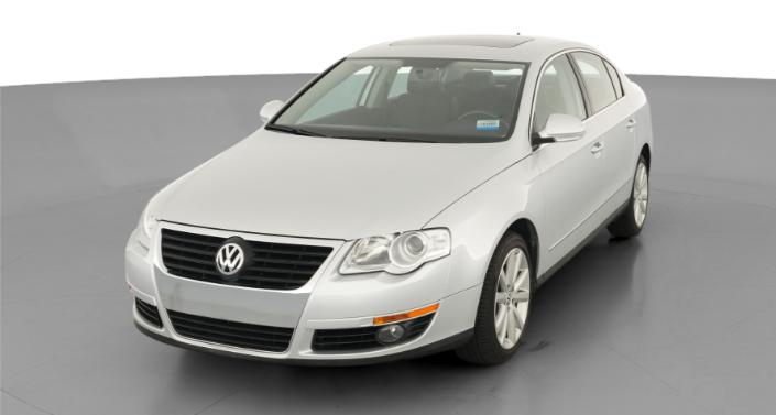 Thumbnail: 2010 Volkswagen Passat - 1