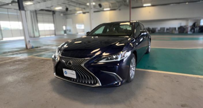 Thumbnail: 2021 Lexus ES - 1