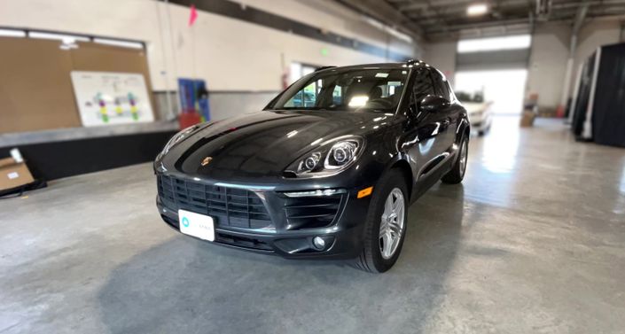 Thumbnail: 2017 Porsche Macan - 1