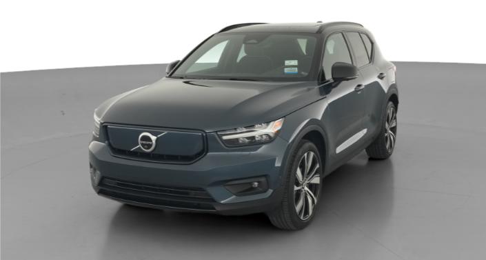 Thumbnail: 2022 Volvo XC40 - 1