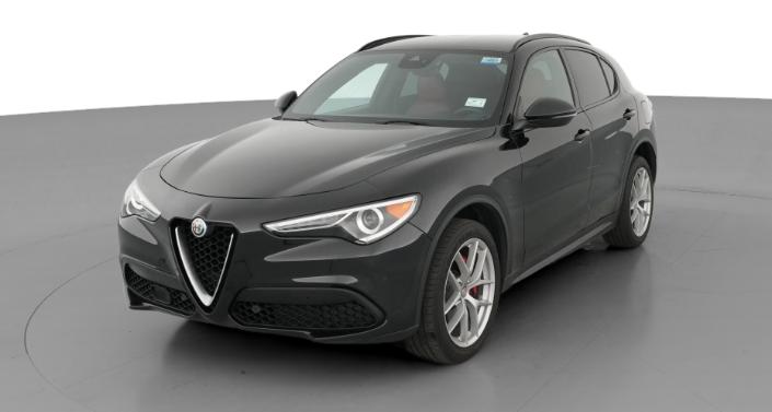 Thumbnail: 2018 Alfa Romeo Stelvio - 1