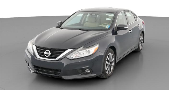 Thumbnail: 2017 Nissan Altima - 1