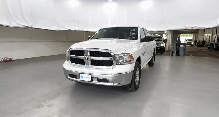 Thumbnail: 2020 RAM 1500 Classic - 1