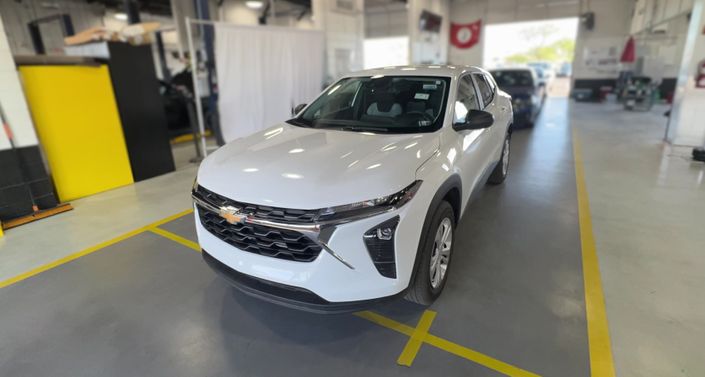 Thumbnail: 2025 Chevrolet Trax - 1